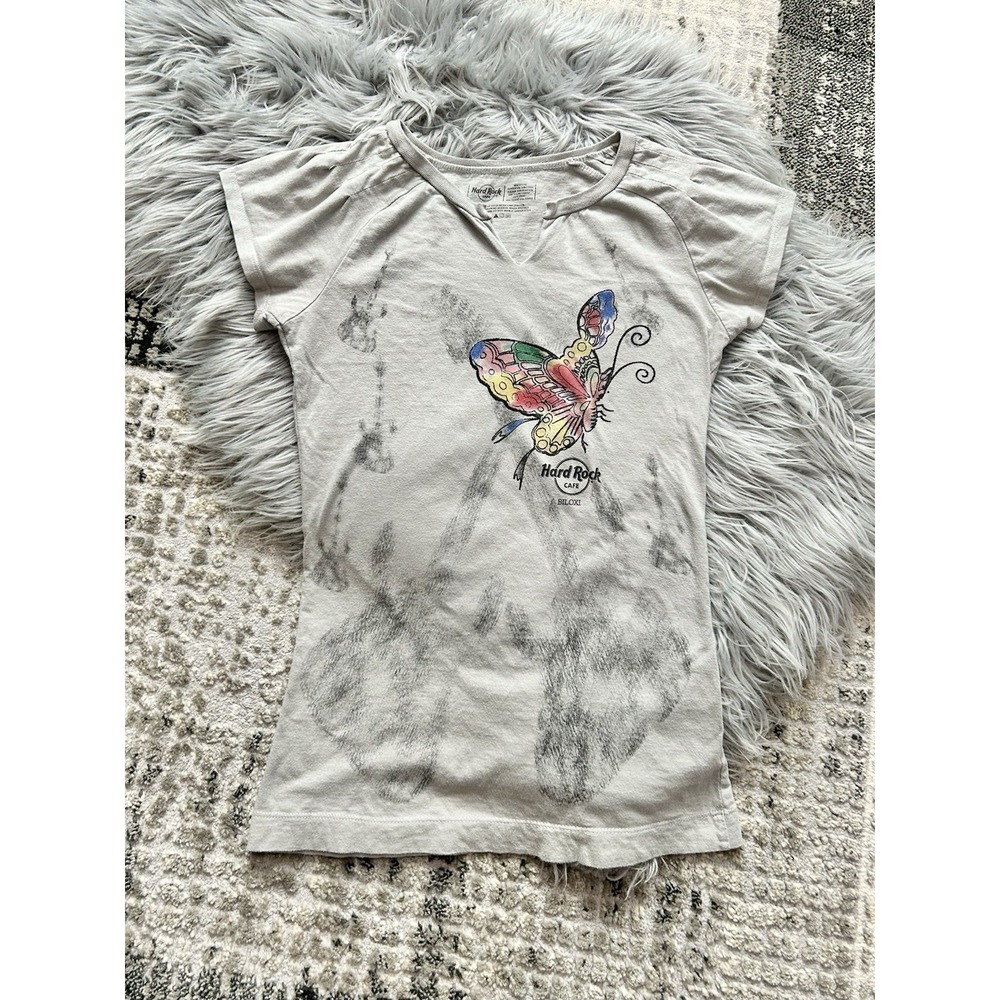 Hard Rock Cafe Biloxi Butterfly Designed Womens Size Medium V-Neck T-shirt